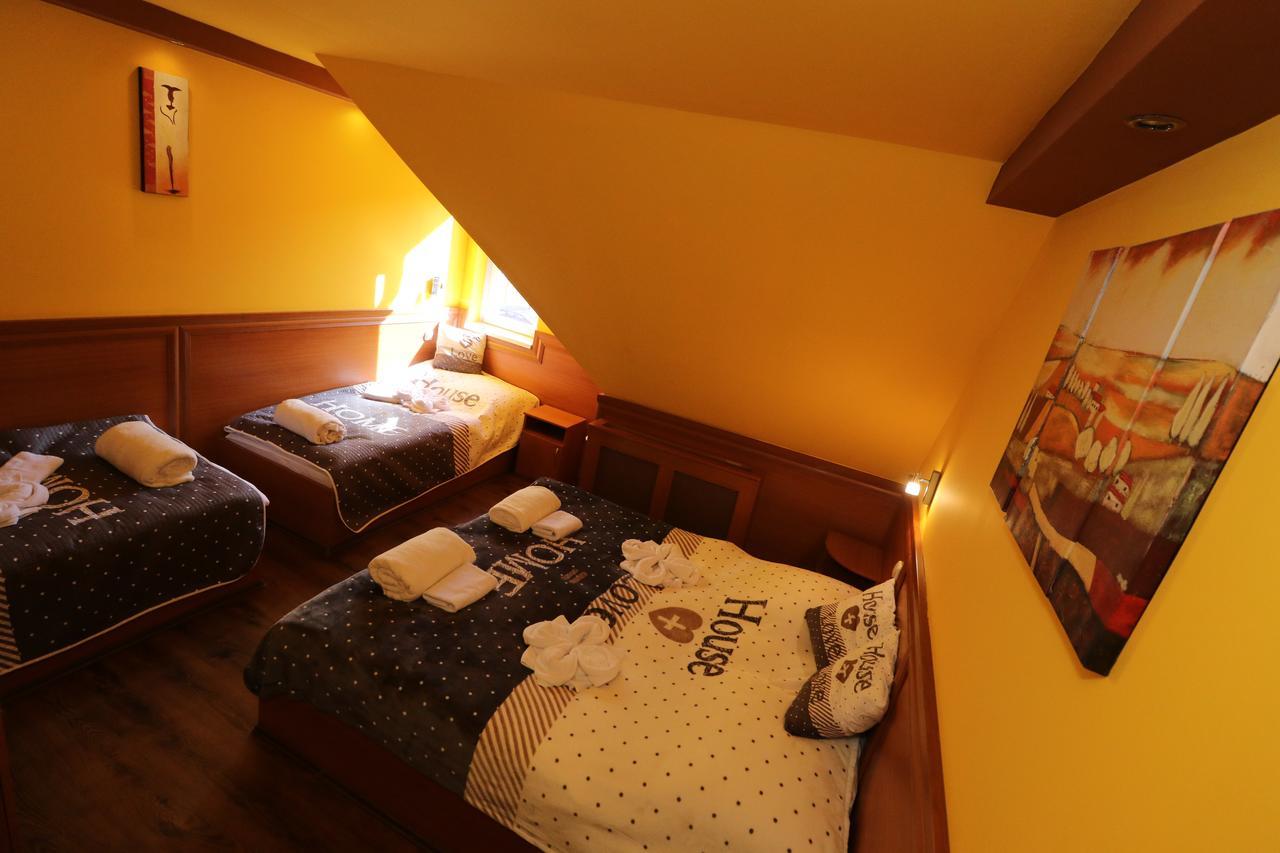 Bed and Breakfast Szekelykert Panzio Мишкольц Экстерьер фото