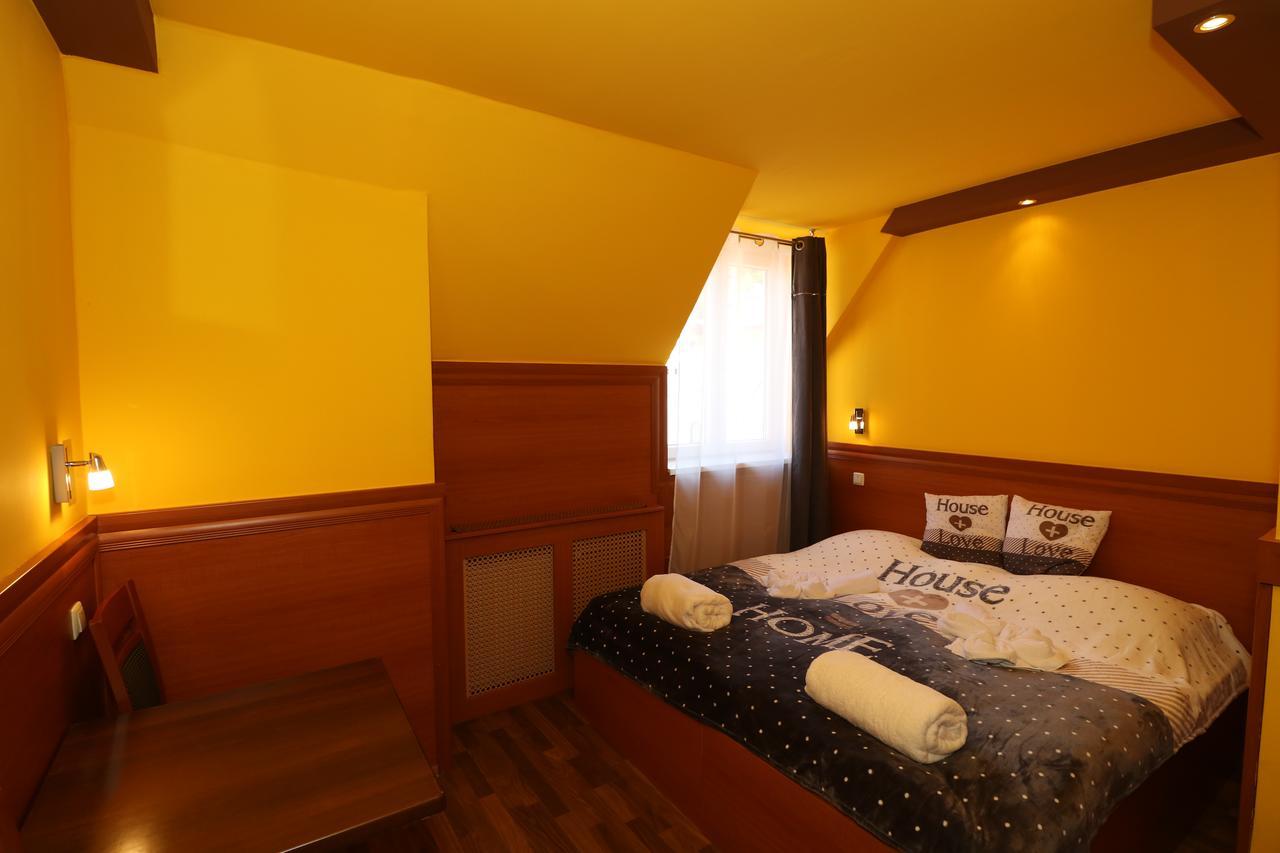 Bed and Breakfast Szekelykert Panzio Мишкольц Экстерьер фото