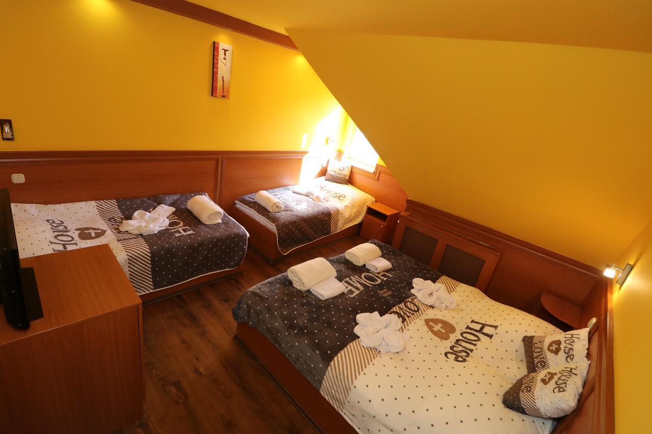 Bed and Breakfast Szekelykert Panzio Мишкольц Экстерьер фото