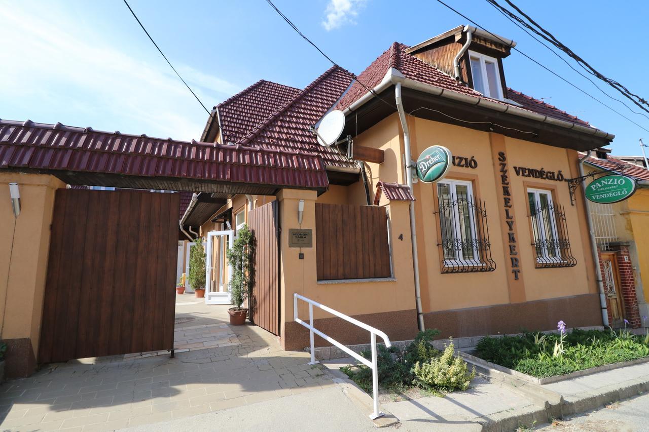 Bed and Breakfast Szekelykert Panzio Мишкольц Экстерьер фото